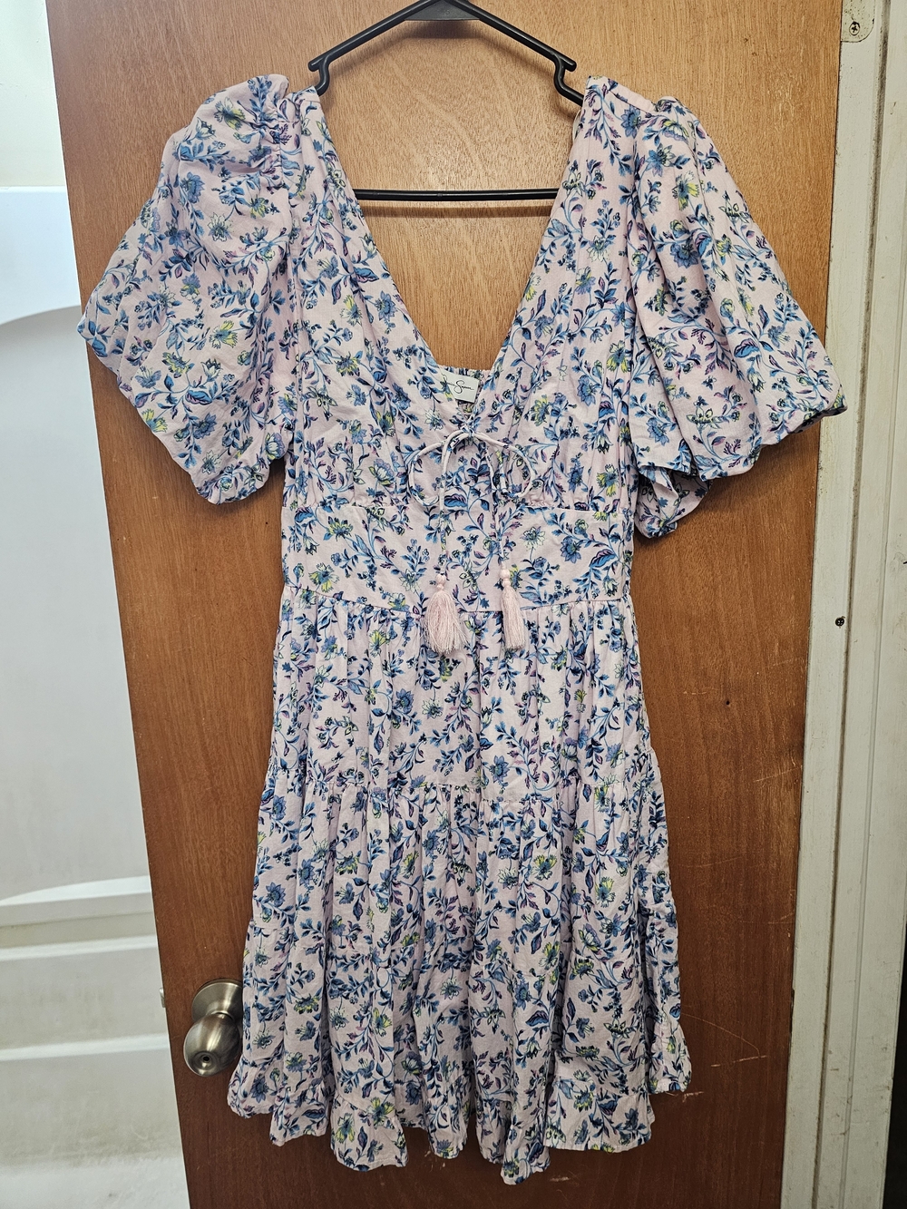 Jessica Simpson Pink Floral V‑Neck Mini Dress with Tassels